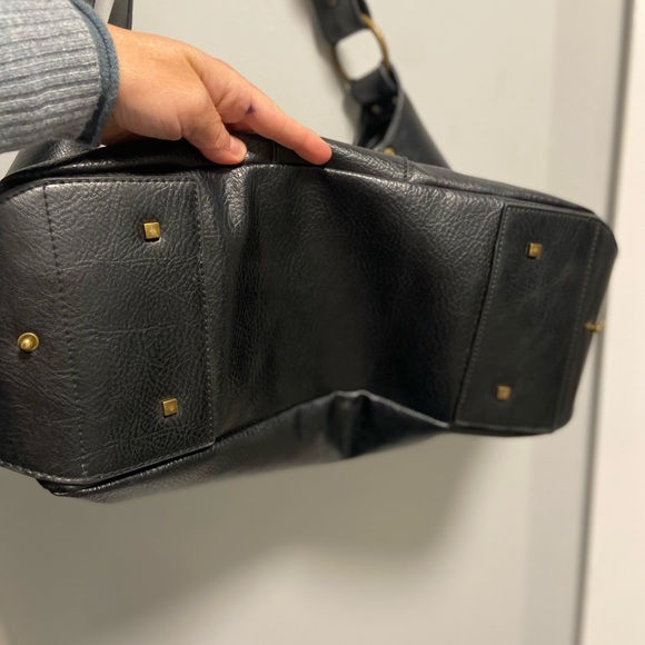 EUC Matt & Nat Samsura Large Black Vegan Leather Shoulder bag - Picture 8 of 8